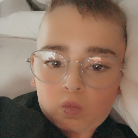 Meet your Posher, Trenton - Picture 1 of 1